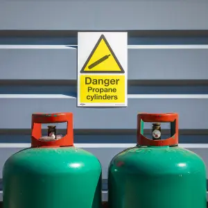 Sealey Warning Safety Sign Danger Propane Cylinders Self-Adhesive Vinyl SS62V10