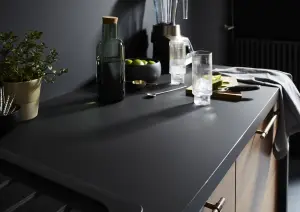 GoodHome 38mm Berberis Super matt Black Laminate Square edge Kitchen Worktop, (L)3000mm