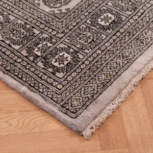 Grey Luxurious Bordered Traditional Floral Geometric Wool Handmade Rug For Living Room Bedroom & Dining Room-120cm X 180cm