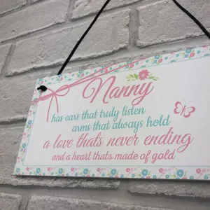 Red Ocean Nanny Heart Of Gold Birthday Gift Sign Chic Cute Nan Nanny Grandmother Special Keepsake