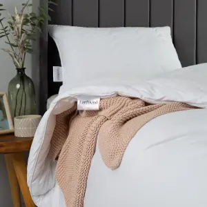 Earthkind Synthetic Duvet, 13.5 Tog, King