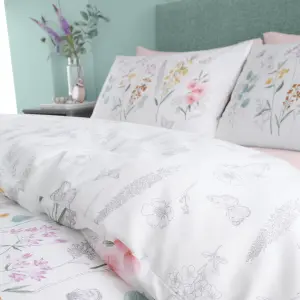 Catherine Lansfield Bedding Emilia Floral Reversible Double Duvet Cover Set with Pillowcases White Green