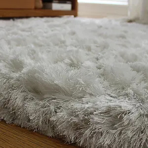 Asiatic Plush White Luxury Shaggy Polyester Rug-140cm X 200cm