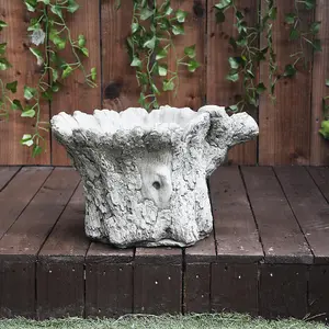 Beautiful Tree Trunk shaped Birdbath