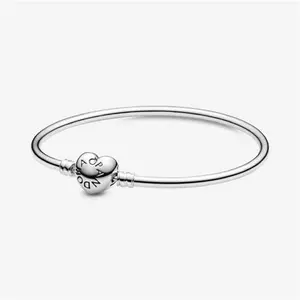 Pandora Moments Heart Clasp Bangle - Sterling Silver - Sz. 19 cm