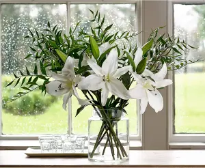 Bloom Artificial White Casablanca Lily Flower Stem - Faux Fake Silk Flower Indoor Home Decoration Floral Arrangements - L60cm