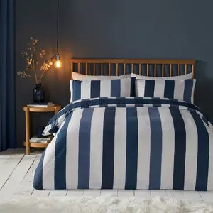 Seersucker Cotton Blend Chequered Duvet Cover Set with Pillowcases Navy / Single - 1 Standard Pillowcase