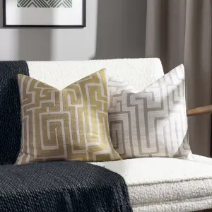 Hoem Lauder Jacquard Woven Cushion Cover