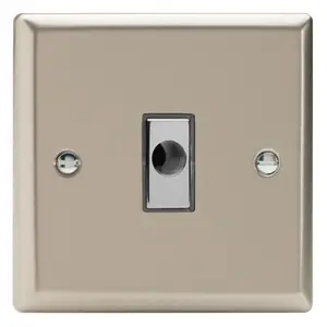 Varilight 16A Flex Outlet Plate Satin