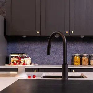 Flode Runda Kitchen Sink Mixer with Pull out Spray Matt Black Square Head