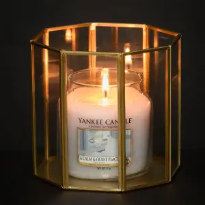 Yankee Candle Original Medium Jar Scented Candle - A Calm & Quiet Place, 411g