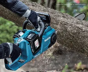 Makita DUC353Z Twin 18v / 36v LXT Cordless 35cm Chainsaw 2 x 6ah + Carry Bag