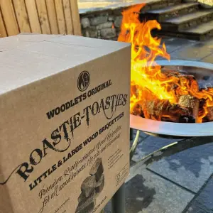 Roastie-Toasties 100% Natural Wood Stove BBQ Chimenea Burner Fuel Log Briquettes 30L