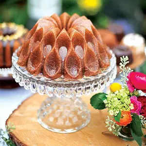 Nordic Ware Limited Edition Gold Crown Bundt Pan