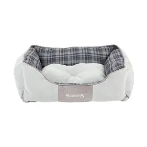 Highland Polyester Pet Bed Medium (12-18kg)