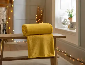 SuperSoft Warm Snuggle Throw 140x180cm Mustard