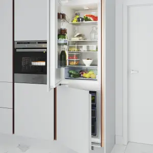 Beko ICQFD373 70:30 Integrated Frost free Fridge freezer - White