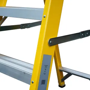 0.9m FIBREGLASS Platform Step Ladders 4 Tread Professional Lightweight Steps