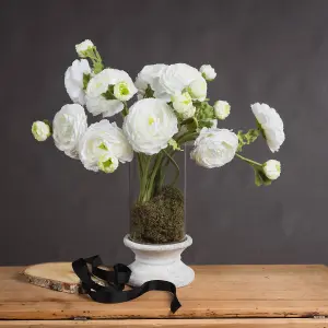 UK Homeliving White Ranunculus Spray