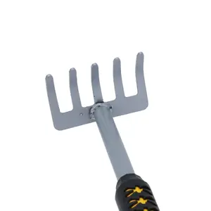 Telescopic Extendable Adjustable Handle Garden Rake 605mm to 865mm Leaves