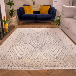 Chic Grey White Border Diamond Geometric Plush Scandi Area Rug 120x170cm