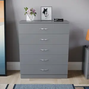 Vida Designs Riano Grey 5 Drawer Chest (H)900mm (W)750mm (D)360mm