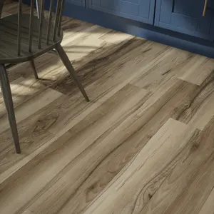 Laura Ashley Dallington Anti-glare matt Wood effect Luxury vinyl click flooring, 2.2m²