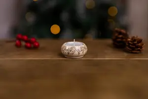 Small Round Tealight Candle Holder