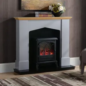 Focal Point Hurst Oak & grey Freestanding Electric Fire suite