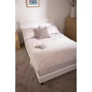 Morgana Upholstered Bed Frame White / Double (4'6)