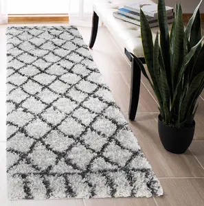 Modern Cream Geometric Marrakesh Shaggy Area Rug, Deep Pile Fluffy Living Room Patterned Shag Runner - 120x170 CM