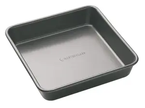 6pc Non-Stick Bakeware Set with 2x Baking Trays, Loaf Tin and Yorkshire Pudding Pan and 2x Roasting Pans