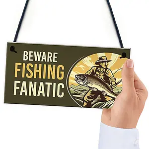 Red Ocean Beware Fishing Finatic Sign - Funny Fishing Sign Gifts For Men - Novelty Fisherman Gifts For Dad Grandad Son Brother