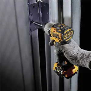 DeWalt DCF801D2 12V XR Brushless Sub Compact Impact Driver x2 2Ah x1 3Ah battery