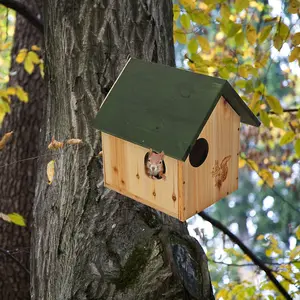 URBNGARDEN 28cm Depth Squirrel House Wooden Shelter Hanging Nest Box Feeding Habitat With Hanger