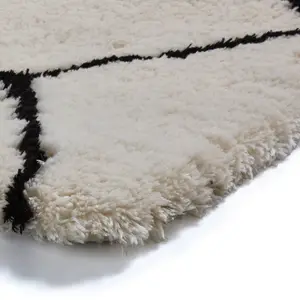 Ivory/Black Handmade Luxurious Modern Shaggy Chequered Geometric Rug For Dining Room Bedroom & Living Room-120cm X 170cm