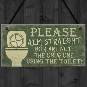 Red Ocean Funny Novelty Bathroom Sign Aim Straight Loo Decor Humouros Wall Plaque Home Gift