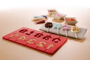 Essentials by Premier 10 Number Moulds And 20 Sticks Cake Pop Mould