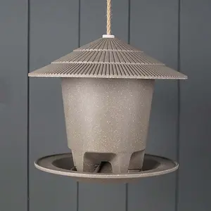 Earthy Sustainable Straw Deluxe Round Bird Feeder