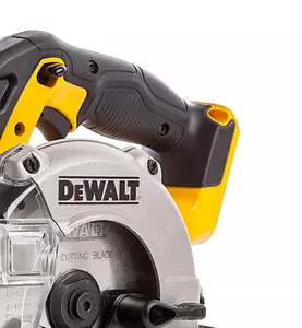 DEWALT DCS373N 18v Circ metal cutting saw 140mm blade