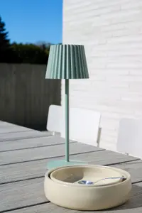 Lucide Justine Cottage Rechargeable Table lamp Outdoor - LED Dim. 2700K - IP54 - With wireless charging pad - Green