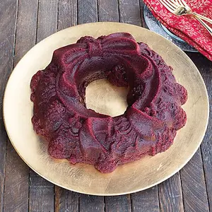 Nordic Ware Silver Holiday Wreath Bundt Pan