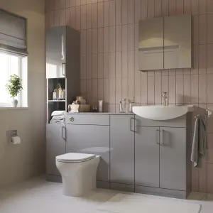 GoodHome Cavally White Back to wall Toilet set with Soft close seat & Concealed cistern