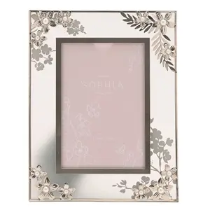 Sophia Classic Silver Daisy Photo Frame 4" x 6"