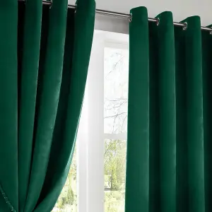 Velvet Blackout 90" x 90" Green (Ring Top Curtains)