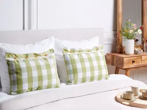 Set of 2 Cushions TAMNINE 40 x 60 cm Checked Light Green