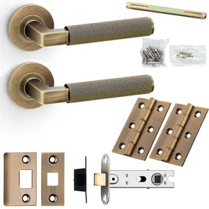 Door Handle & Latch Pack - Antique Brass - Mitred Reeded Lined Lever On Round Rose