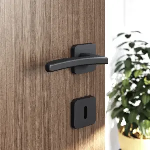 GoodHome Irvil Jet Black Square Latch Door handle (L)126.5mm, Pair