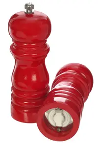 Essentials by Premier Salta Red Hi Gloss Salt and Pepper Set