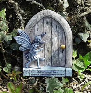 Fairy with Door Decoration - Freestanding or Wall, Tree, Fence Mounted Weatherproof Garden Sculpture - H14 x W11.5 D2.5cm